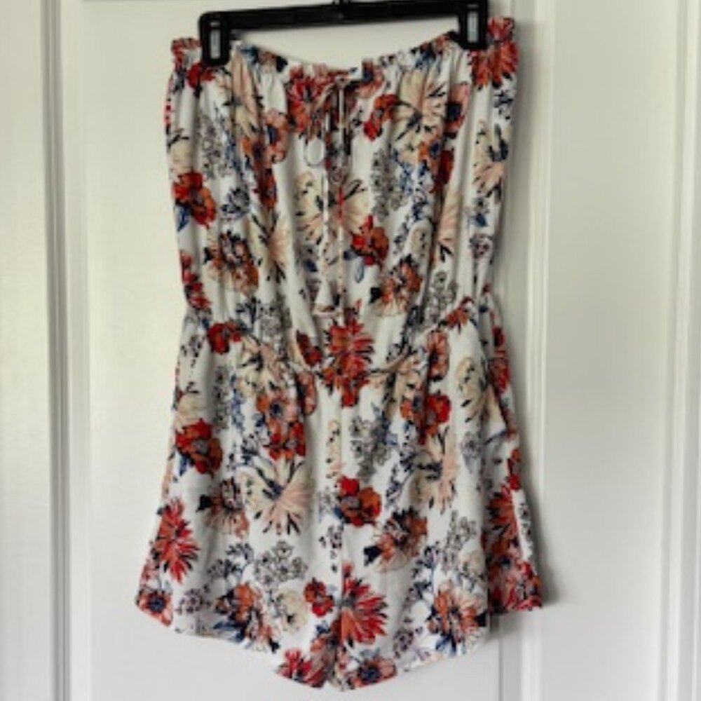 Naked Zebra tube floral shorts romper with gathered waist and tie neck, small